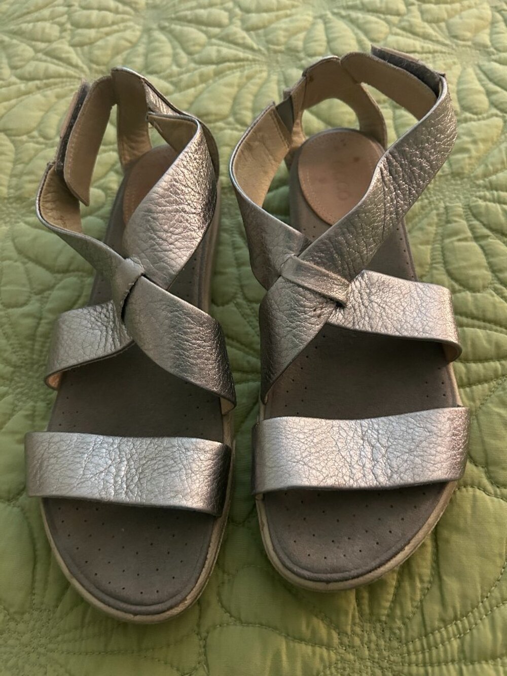 Ecco Damara Bronze Silver Metallic Lightweight  Sandal EU 38 or 7.0-7.5 US